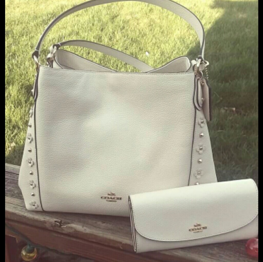 Edie Coach